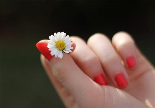 甲沟炎前期症状有哪些