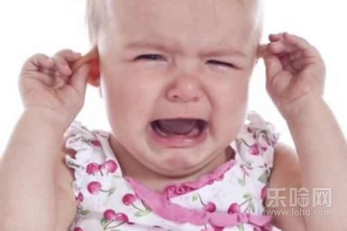 宝宝中耳炎症状,宝宝中耳炎有哪些症状,宝宝中