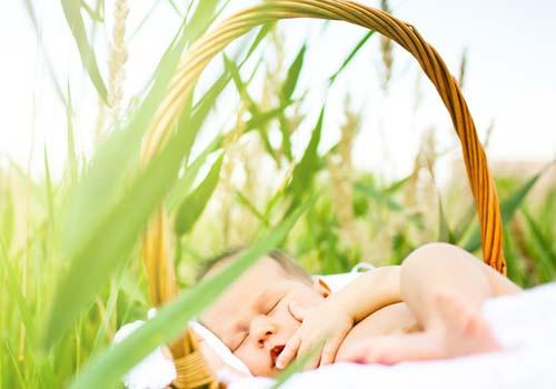 新生儿一个月身高能长多少