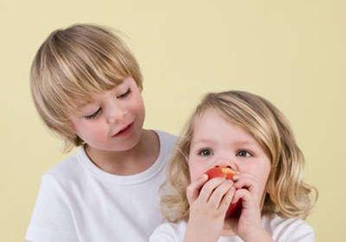 口角炎可用红霉素吗 口角炎用红霉素软膏有用