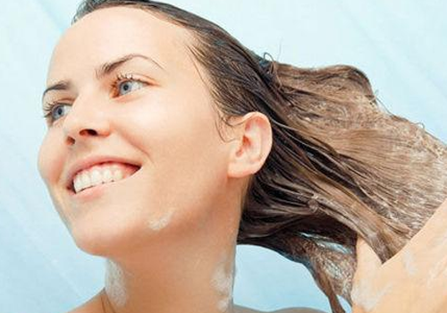 用发膜还用护发素吗,用发膜之前还需要用护发