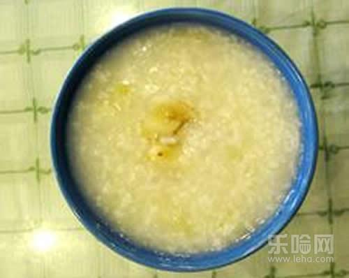 宝宝干咳嗽吃什么好的快,宝宝干咳吃什么食物