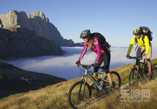 韧带拉伤热敷还是冷敷,韧带拉伤冷敷还是热敷