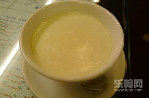 孕期吃什么可以缓解呕吐恶心,孕期呕吐吃什么