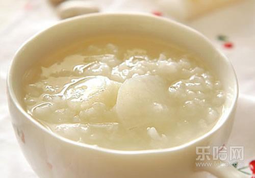 宝宝积食发烧怎么办,宝宝积食发烧怎么治疗-乐