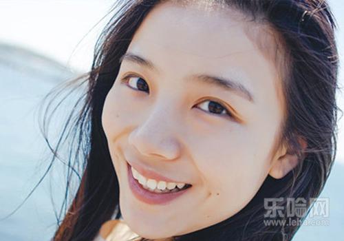 眼角长斑是什么原因引起的,眼角下长斑是什么