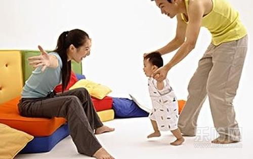 宝宝早走路好不好,宝宝早走路好吗,宝宝走路走