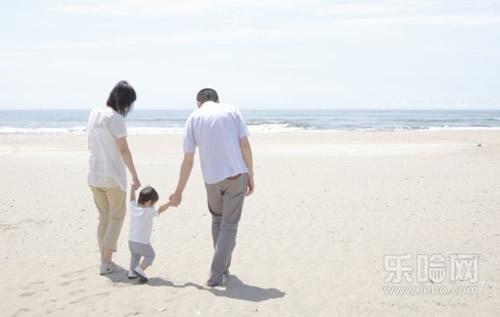 宝宝走路早好还是晚好,宝宝早走好还是晚走好