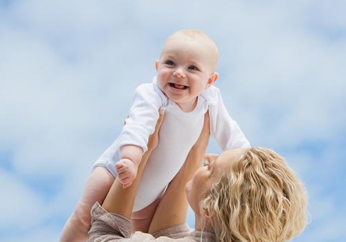 宝宝咳嗽有痰一般多久会好 主要看家长如何治