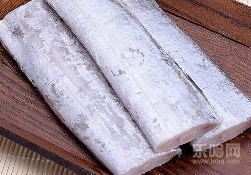 带鱼怎么处理,处理带鱼的方法,带鱼怎么洗-乐哈