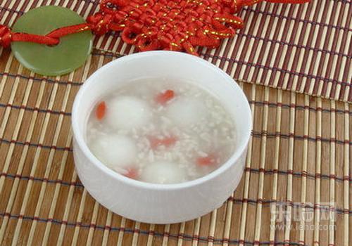 甜酒吃了有什么好处,吃甜酒的好处-乐哈健康网