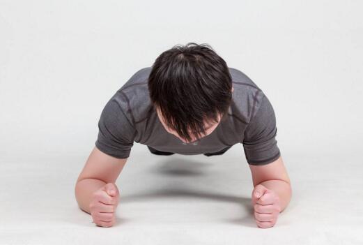 平板支撑提高性功能 这是真的吗?平板支撑能壮