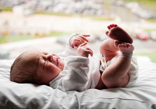 新生儿脐带可以用碘伏消毒吗 新妈必知:如何用