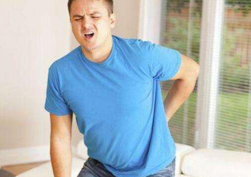 平板支撑对腰椎间盘突出有好处吗 不想加重病