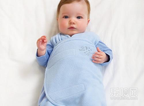 冬天宝宝睡觉穿什么,冬天宝宝睡觉穿几件衣服