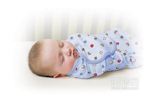 冬天宝宝睡觉穿什么,冬天宝宝睡觉穿几件衣服