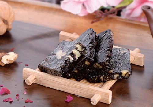 更年期吃阿胶糕好吗