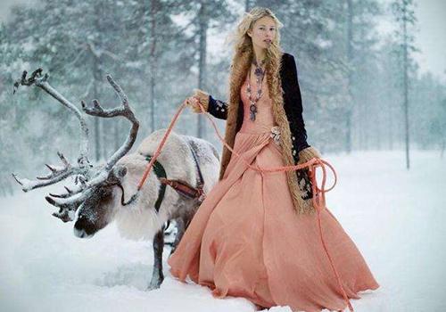 冬天脚出汗是什么原因,脚出汗脚臭用什么泡脚