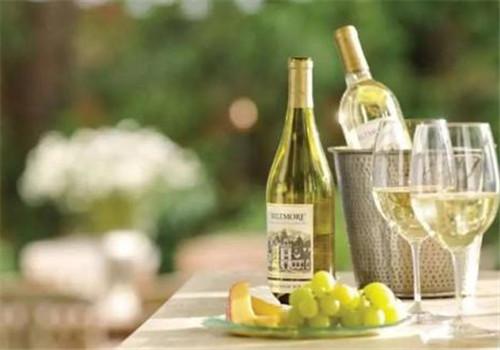 白葡萄酒的功效与作用