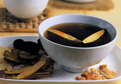 化汤什么时候喝最好,产后生化汤什么时候喝,坐