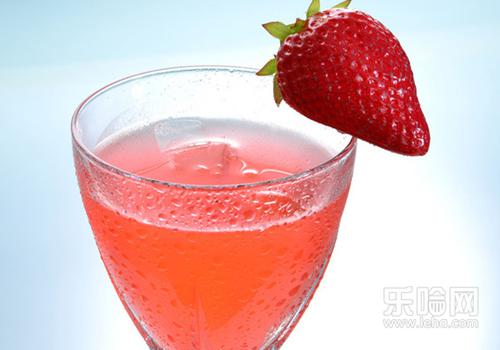 番石榴草莓饮的做法,番石榴草莓饮怎么做-乐哈健康网