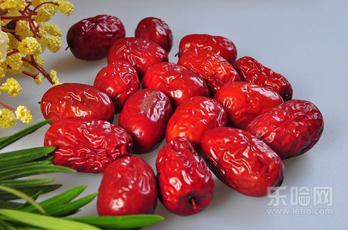 病病人吃什么水果好,有肝病吃什么水果好-乐哈