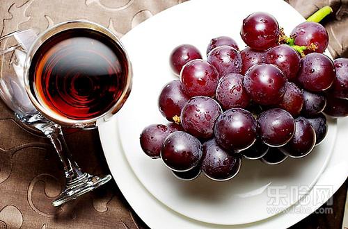 病病人吃什么水果好,有肝病吃什么水果好-乐哈