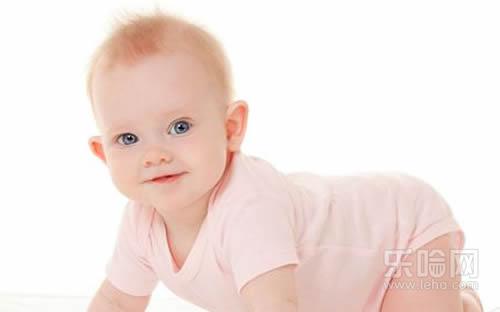 宝宝喜欢撞头怎么回事,宝宝为什么喜欢撞头-乐