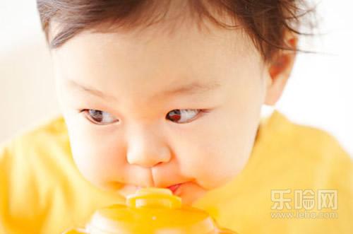 以加葡萄糖吗,宝宝不爱喝水可以加葡萄糖吗-乐