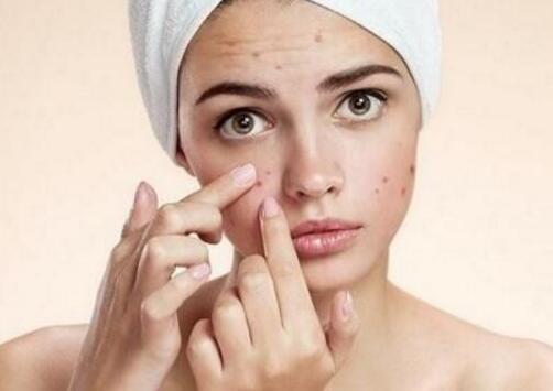 痘痘里面有硬块挤不出来怎么办