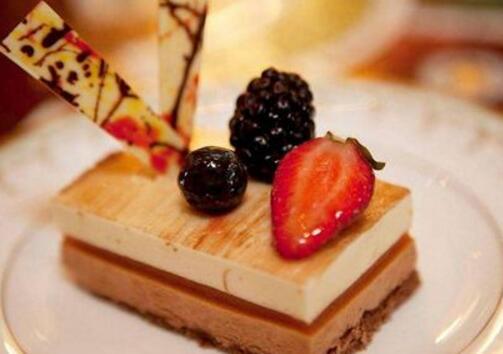 长痘痘不能吃甜食吗,长痘不能吃甜食吗,长痘痘