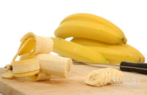 香蕉皮能治瘊子吗,香蕉皮治瘊子靠谱吗,香蕉皮