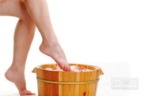 瓜皮煮水治脚气吗,冬瓜皮煮水泡脚的作用-乐哈