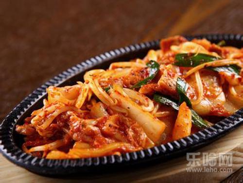 吃辣白的好处与坏处,吃辣白菜的好处-乐哈健康