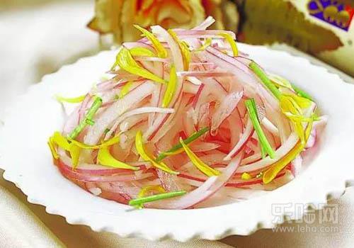 洋葱泡醋的危害,醋泡洋葱的副作用-乐哈健康网