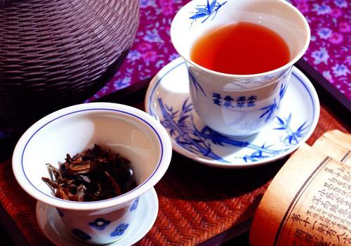 黑枸杞可以和红茶一起泡吗