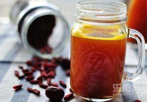 当归枸杞红枣茶有什么好处,当归红枣枸杞泡水