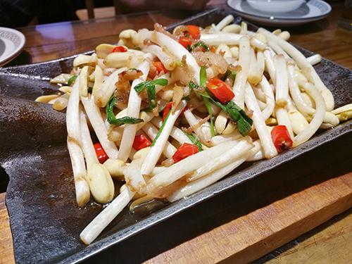 花生芽菜的营养价值 花生苗怎么吃 乐哈健康网 花生芽菜的营养价值 花生苗怎么吃 乐哈健康网