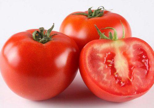 女性脸上长痘痘吃什么好 吃这些痘痘去无踪