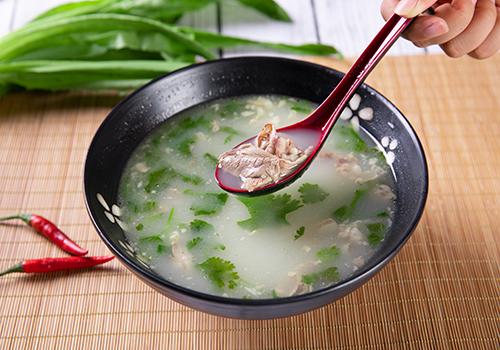 羊肉汤热量高吗? 羊肉和牛肉哪个热量高（多图）