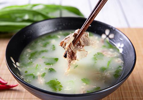 羊肉汤热量高吗? 羊肉和牛肉哪个热量高（多图）