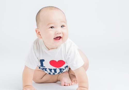 维生素ad滴剂一天什么时候吃最好 宝宝这个时