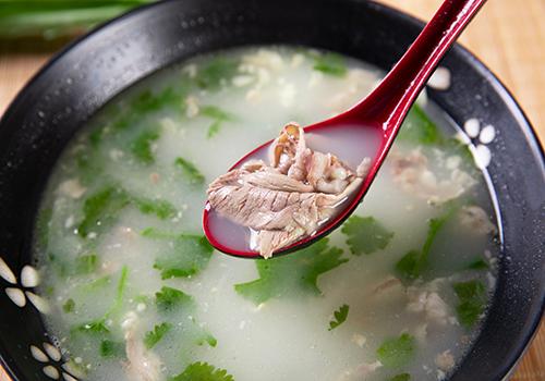 羊肉汤热量高吗? 羊肉和牛肉哪个热量高（多图）