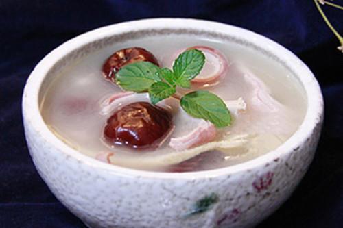 冬季食疗养生食谱 健脾胃的5款食疗偏方