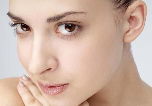 太阳穴长痘痘是什么原因 千万别再这么做了