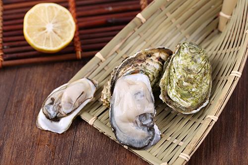 生蚝里面黑色的能吃吗? 生蚝里面黑色的怎么处理（多图）