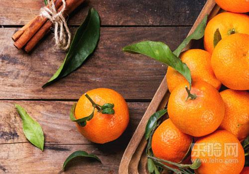 上火长痘痘不能吃什么食物,上火长痘痘不可以