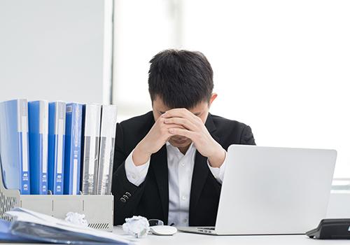 腋毛上像蜡一样的东西 男生腋毛有白色的东西