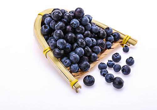 蓝莓吃多少合适 一天吃了60多颗小蓝莓[图]