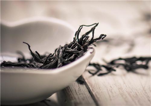 蜂蜜和茶叶能一起泡茶喝吗? 喝茶叶蜂蜜水的注意事项【图】